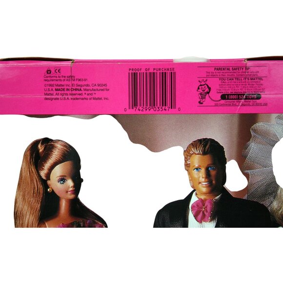 Mattel Barbie and Ken Romantic Wedding Fashion Outfits 1992 Unopened Box 3547 - Picture 3 of 8